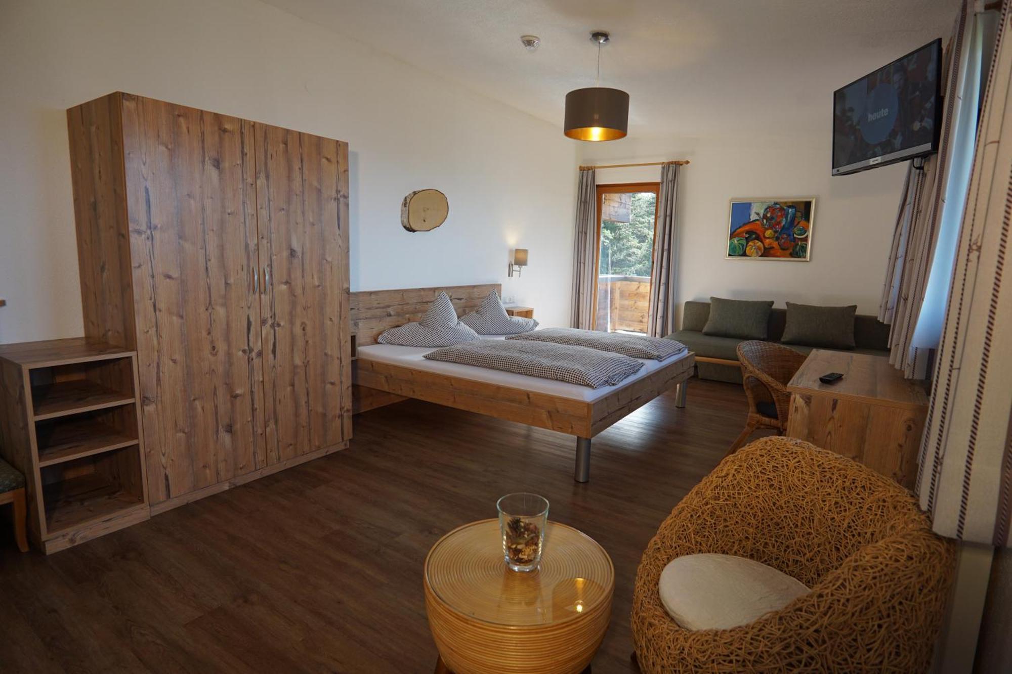 Hotel Pension Tyrol Seefeld in Tirol Exterior photo