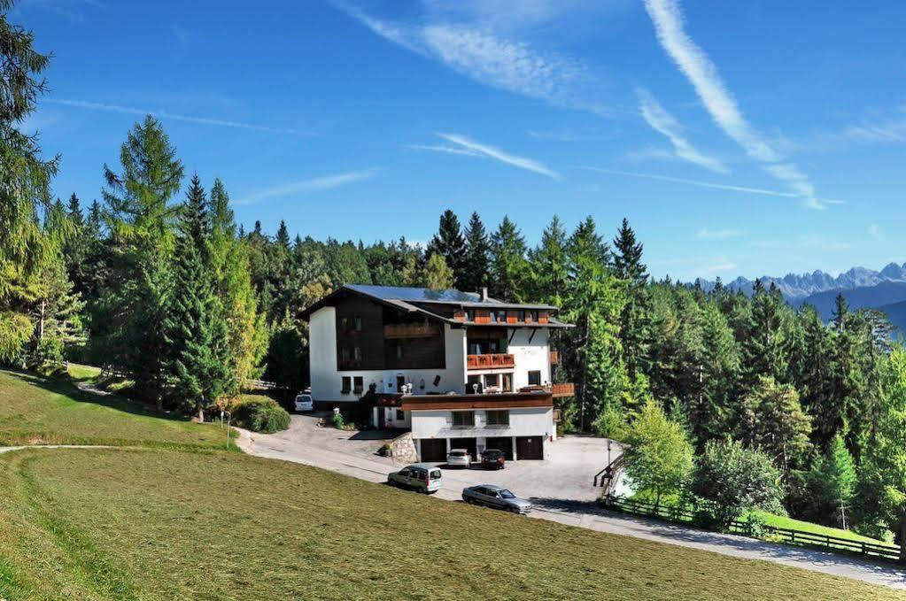 Hotel Pension Tyrol Seefeld in Tirol Exterior photo