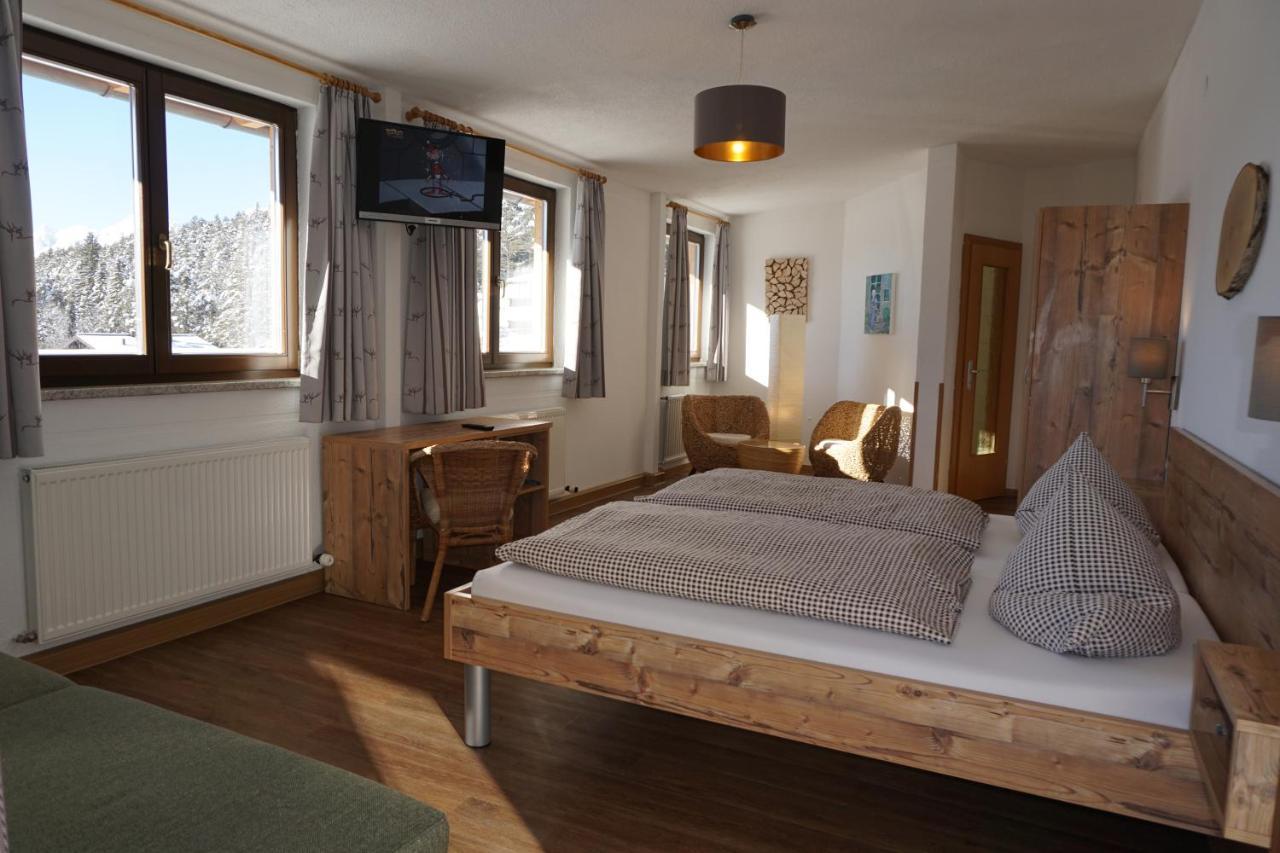 Hotel Pension Tyrol Seefeld in Tirol Exterior photo