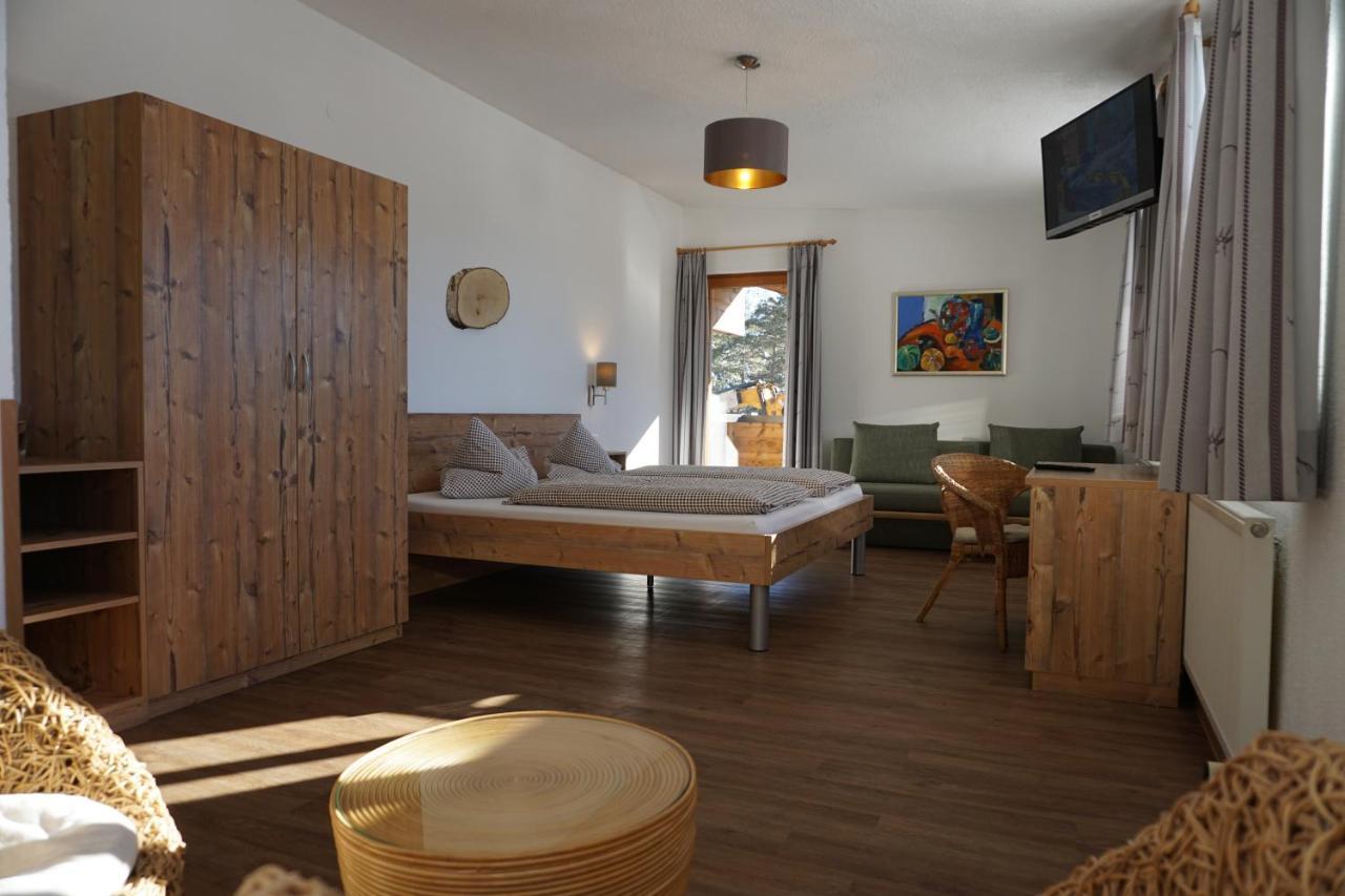 Hotel Pension Tyrol Seefeld in Tirol Exterior photo